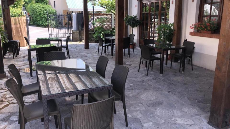 Albergo Antica Lanterna Castelnuovo di Garfagnana Exterior foto
